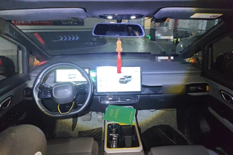 Used AION Y 2022 70 Intelligent Edition Lithium Iron Phosphate Center Console