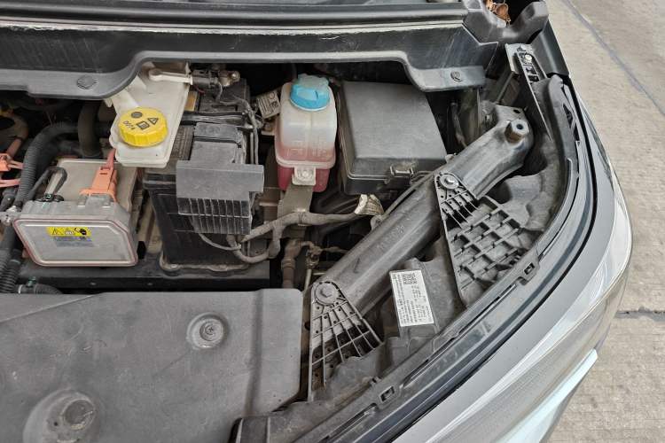 Used AION Y 2022 70 Intelligent Edition Lithium Iron Phosphate Engine Bay Left