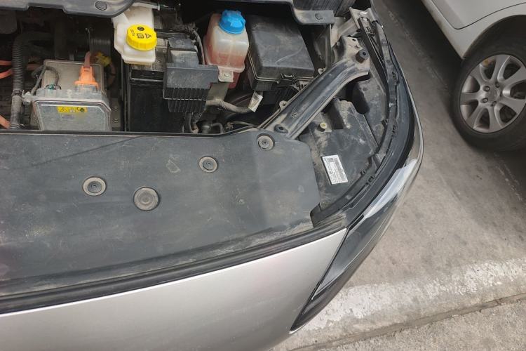 Used AION Y 2022 Plus 80 Enjoy Edition Engine Bay Left