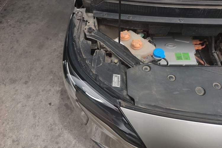 Used AION Y 2022 Plus 80 Enjoy Edition Engine Bay Right