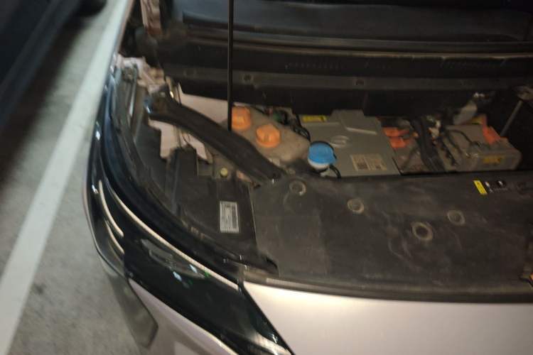Used AION Y 2022 Plus 70 Smart Edition Engine Bay Right