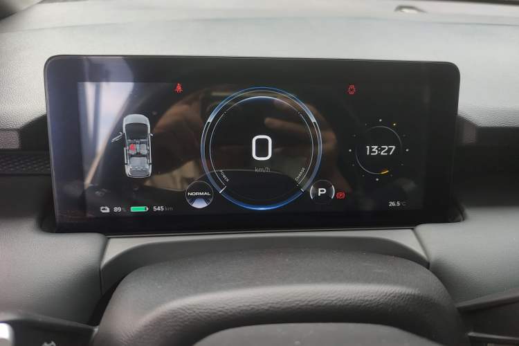 Used AION Y 2022 Plus 80 Enjoy Edition Instrument Cluster