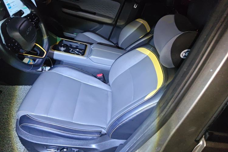 Used AION Y 2022 70 Intelligent Edition Lithium Iron Phosphate Left Front Seat