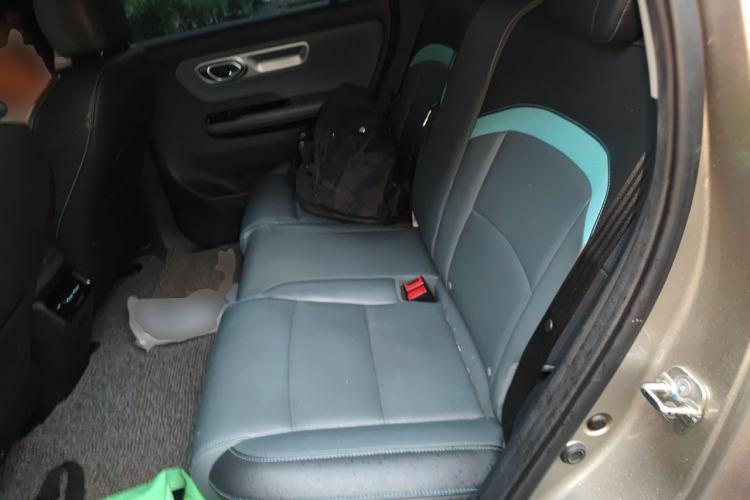 Used AION Y 2022 Plus 70 Smart Edition Left Rear Seat
