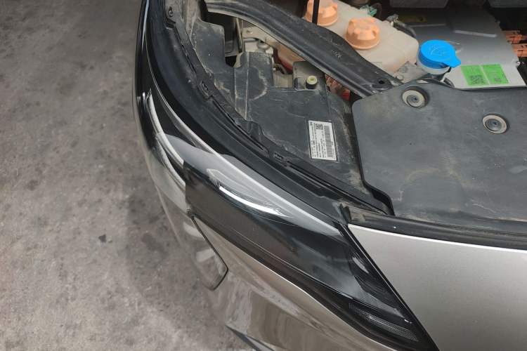 Used AION Y 2022 Plus 80 Enjoy Edition Right Front Headlight