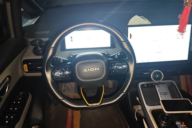 Used AION Y 2022 70 Intelligent Edition Lithium Iron Phosphate Steering Wheel