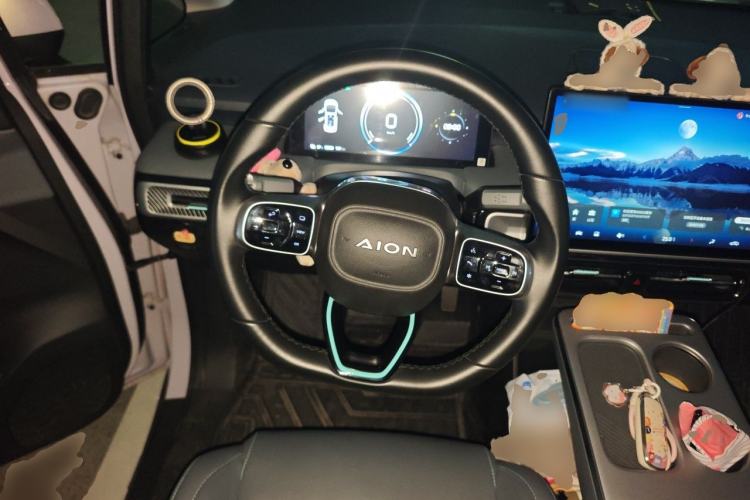 Used AION Y 2022 Plus 70 Smart Edition Steering Wheel