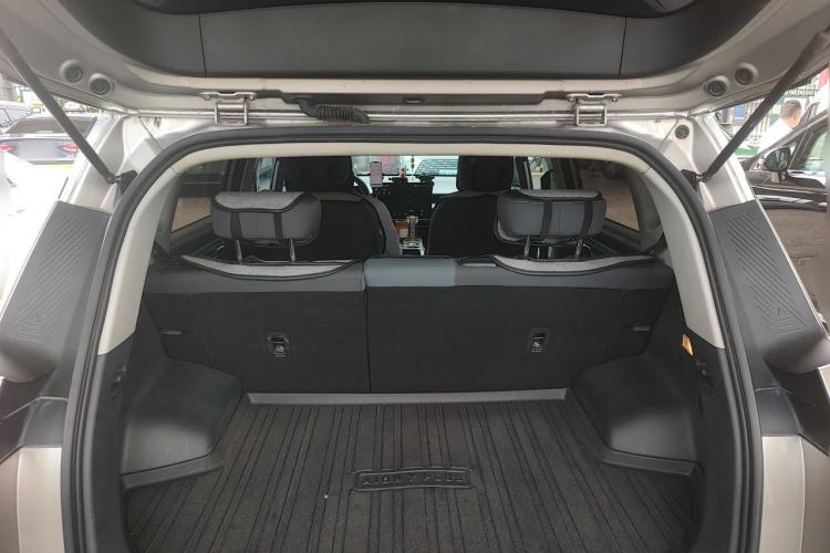 Used AION Y 2022 Plus 80 Enjoy Edition Trunk
