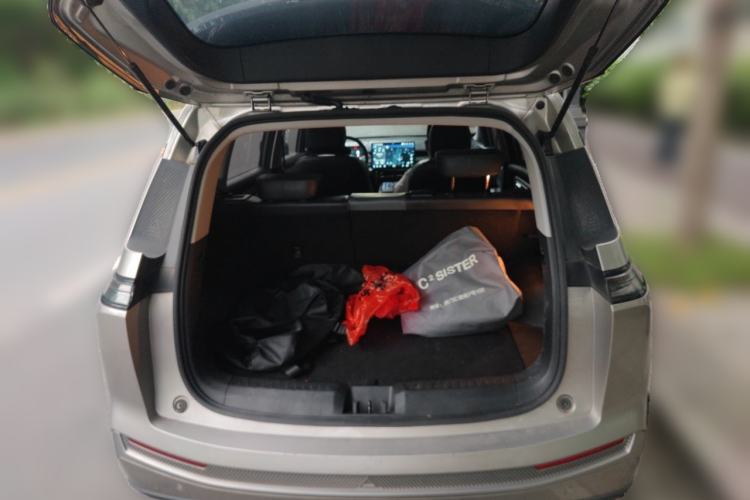 Used AION Y 2022 Plus 70 Smart Edition Trunk