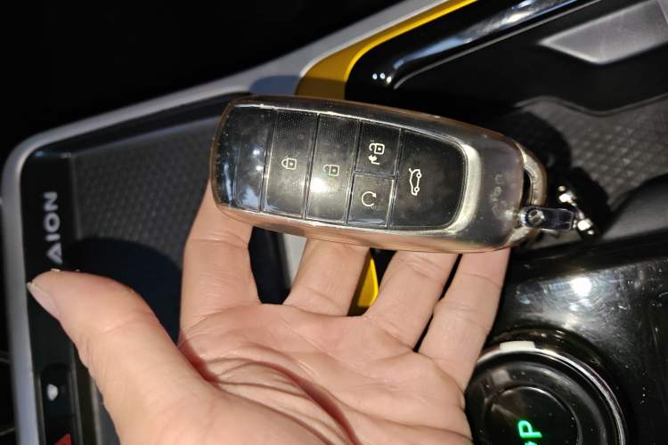 Used AION Y 2022 70 Intelligent Edition Lithium Iron Phosphate Vehicle Key
