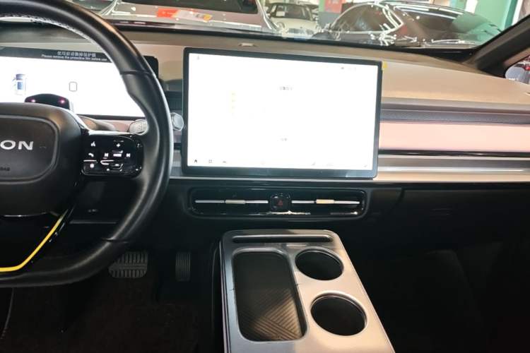 Used AION Y 2022 Plus 70 Tech Edition Audio And AC Panel