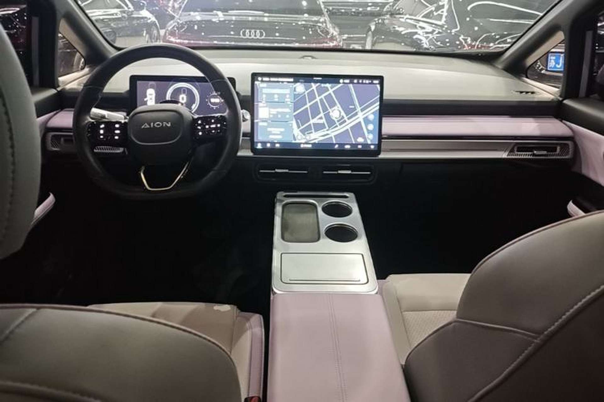 Used AION Y 2022 Plus 70 Tech Edition Center Console