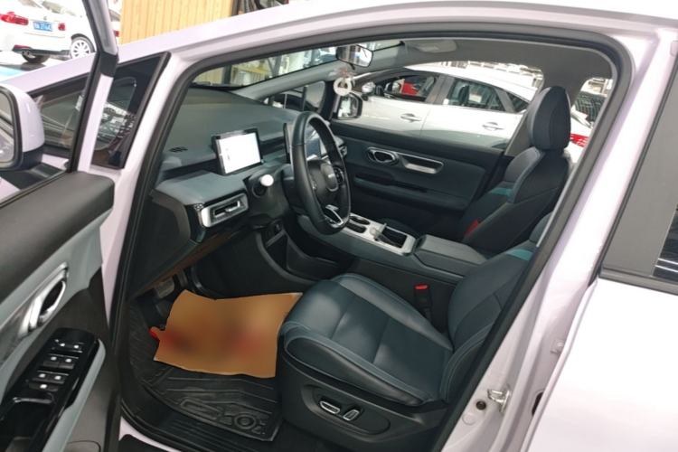 Used AION Y 2022 Plus 70 Smart Edition Driver Seat
