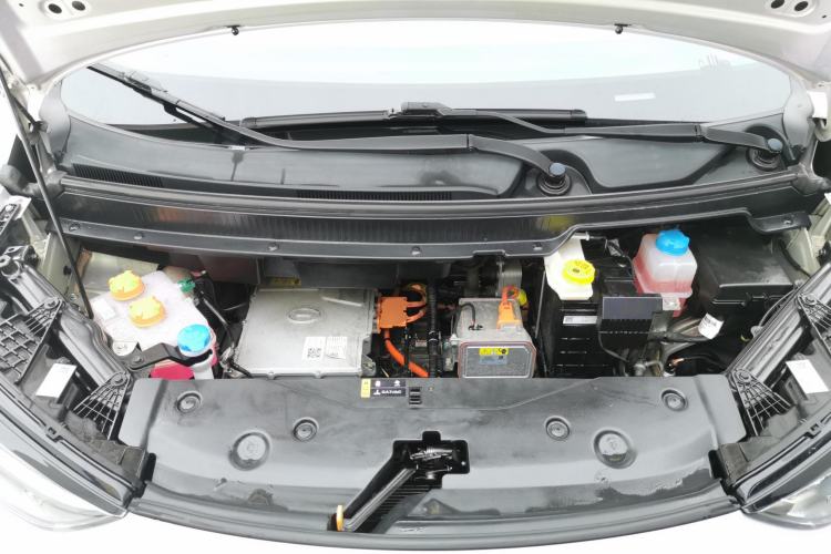 Used AION Y 2022 70 Tech Edition Lithium Iron Phosphate Engine Bay