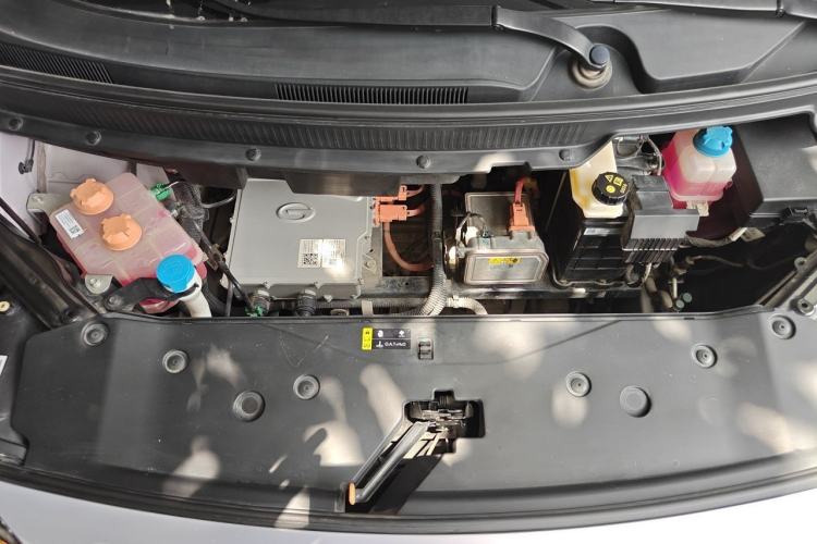 Used AION Y 2022 Plus 70 Smart Edition Engine Bay