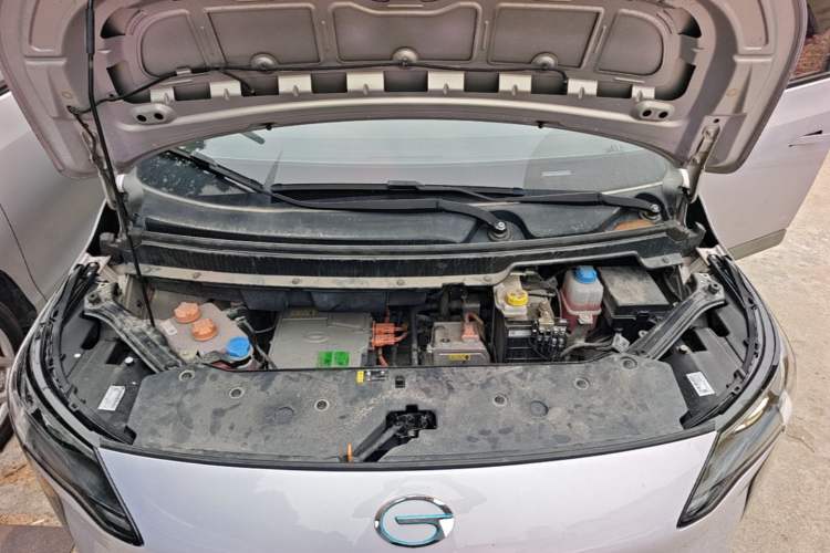 Used AION Y 2022 Plus 70 Tech Edition Engine Bay