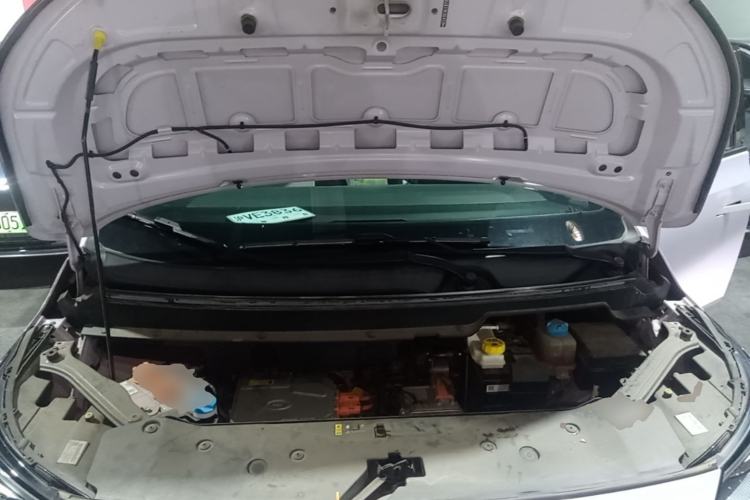 Used AION Y 2022 Plus 70 Tech Edition Engine Bay