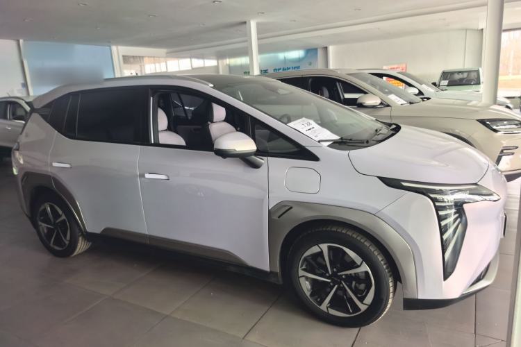 Used AION Y 2022 Plus 70 Smart Edition Exterior 2