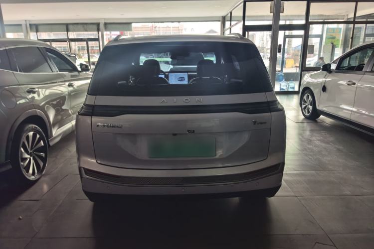 Used AION Y 2022 Plus 70 Smart Edition Exterior 4
