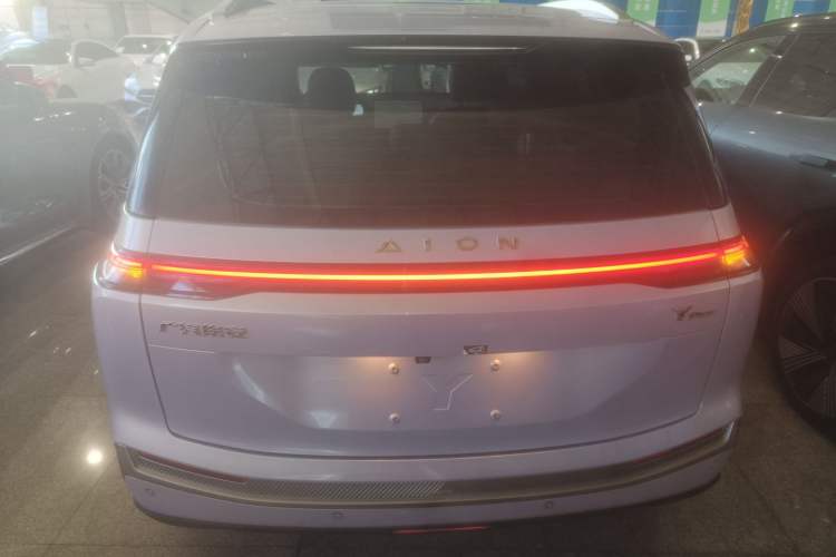Used AION Y 2022 Plus 70 Smart Edition Exterior 4