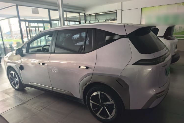 Used AION Y 2022 Plus 70 Smart Edition Exterior 5