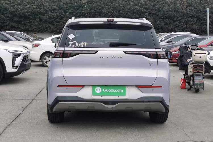 Used AION Y 2022 70 Tech Edition Lithium Iron Phosphate Exterior 6