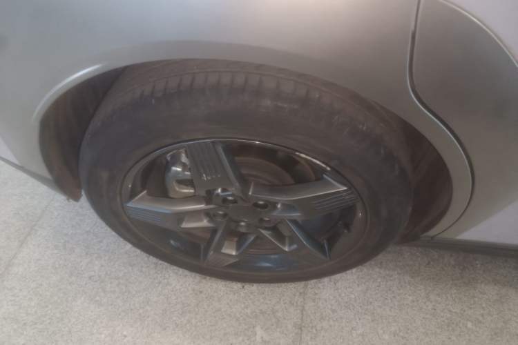 Used AION Y 2022 Plus 70 Smart Edition Exterior 8