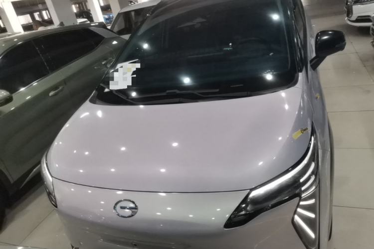 Used AION Y 2022 Plus 70 Tech Edition Front
