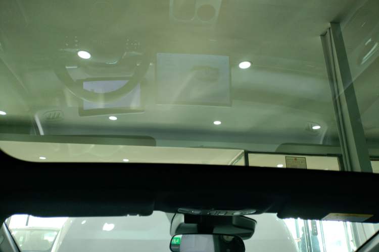 Used AION Y 2022 Plus 70 Smart Edition Headliner