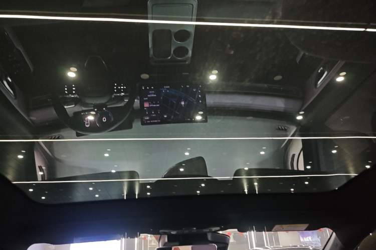 Used AION Y 2022 Plus 70 Tech Edition Headliner
