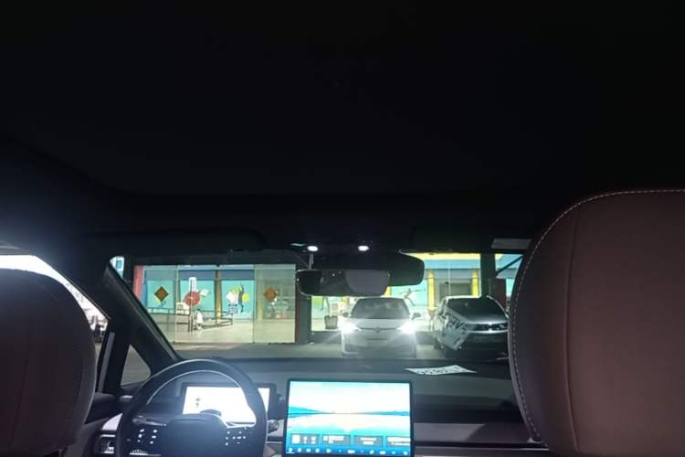 Used AION Y 2022 Plus 70 Tech Edition Headliner