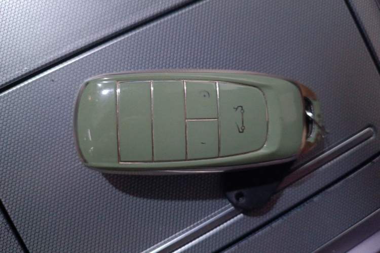 Used AION Y 2022 Plus 70 Tech Edition Interior 1