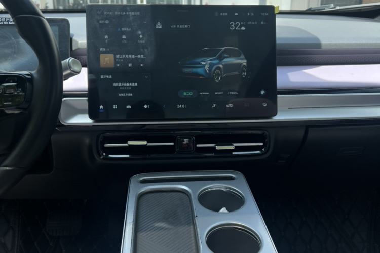 Used AION Y 2022 Plus 70 Tech Edition Interior 2