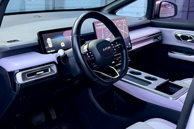 Used AION Y 2022 Plus 70 Tech Edition Interior 3