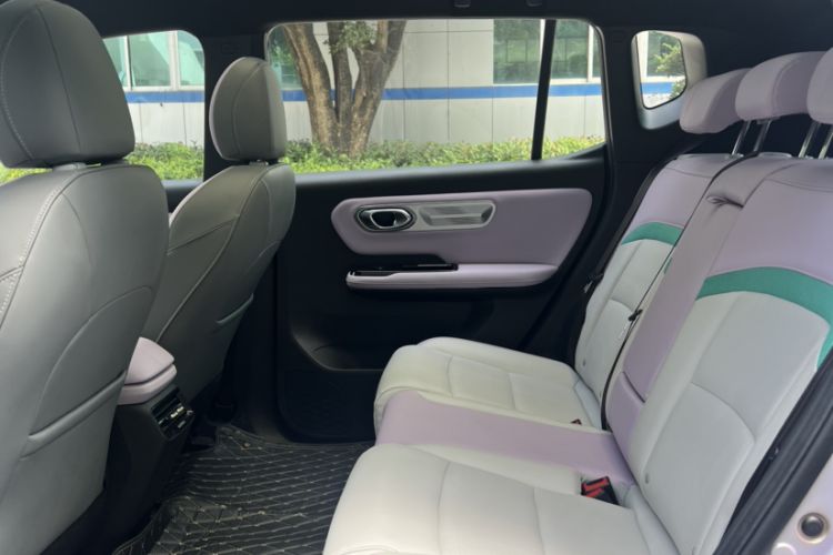 Used AION Y 2022 Plus 70 Tech Edition Interior 3