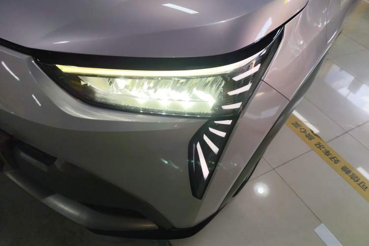 Used AION Y 2022 70 Enjoyment Edition Lithium Iron Phosphate Left Front Headlight