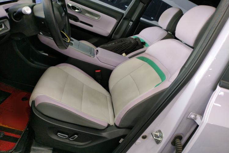 Used AION Y 2022 Plus 70 Smart Edition Left Front Seat