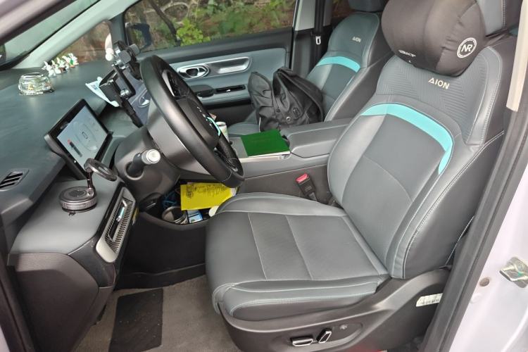 Used AION Y 2022 Plus 70 Smart Edition Left Front Seat