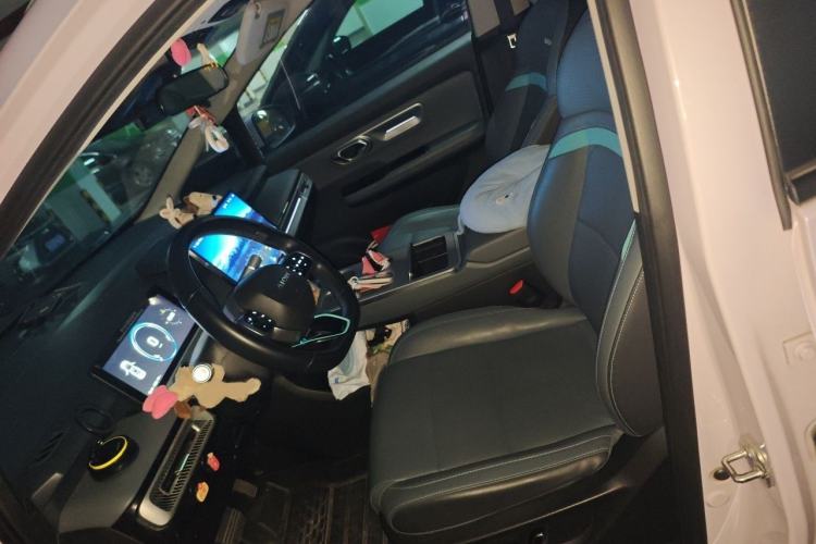 Used AION Y 2022 Plus 70 Smart Edition Left Front Seat