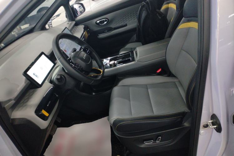 Used AION Y 2022 70 Intelligent Edition Lithium Iron Phosphate Left Front Seat