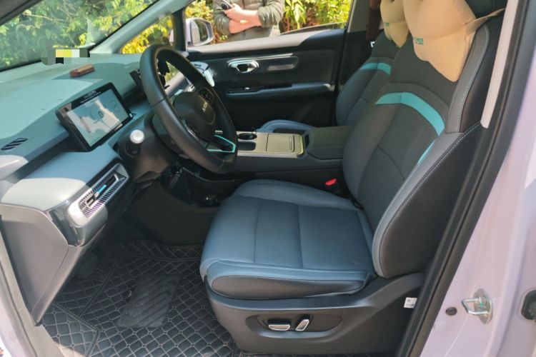 Used AION Y 2022 Plus 70 Smart Edition Left Front Seat