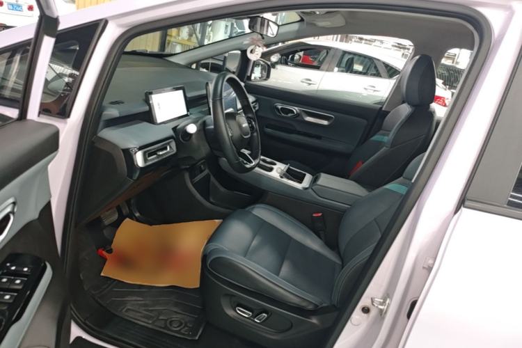 Used AION Y 2022 Plus 70 Smart Edition Left Front Seat