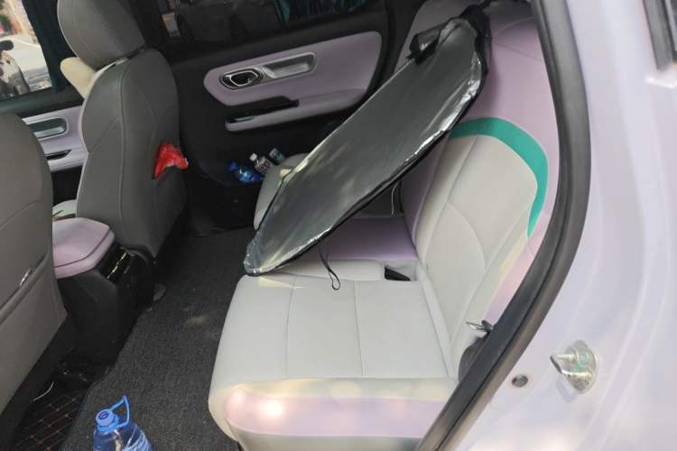 Used AION Y 2022 Plus 70 Smart Edition Left Rear Seat