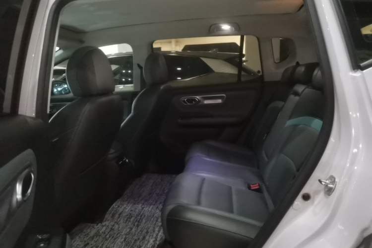 Used AION Y 2022 Plus 70 Tech Edition Left Rear Seat