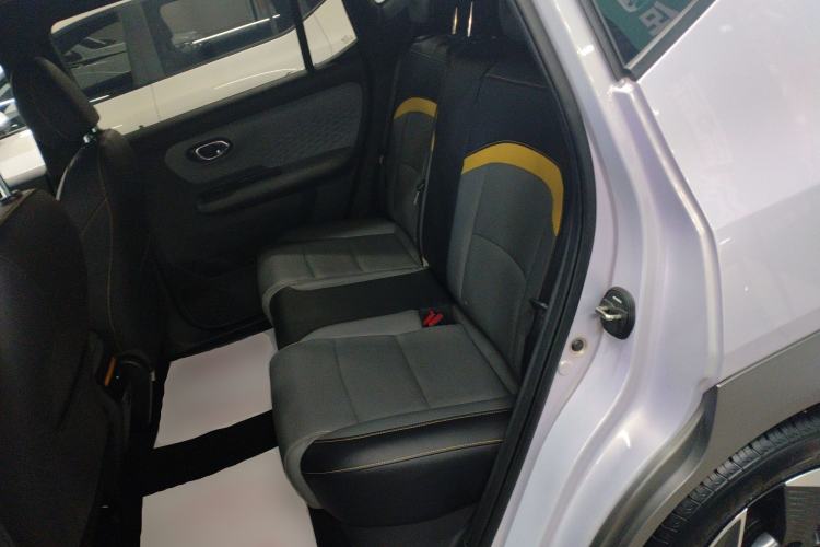 Used AION Y 2022 70 Intelligent Edition Lithium Iron Phosphate Left Rear Seat
