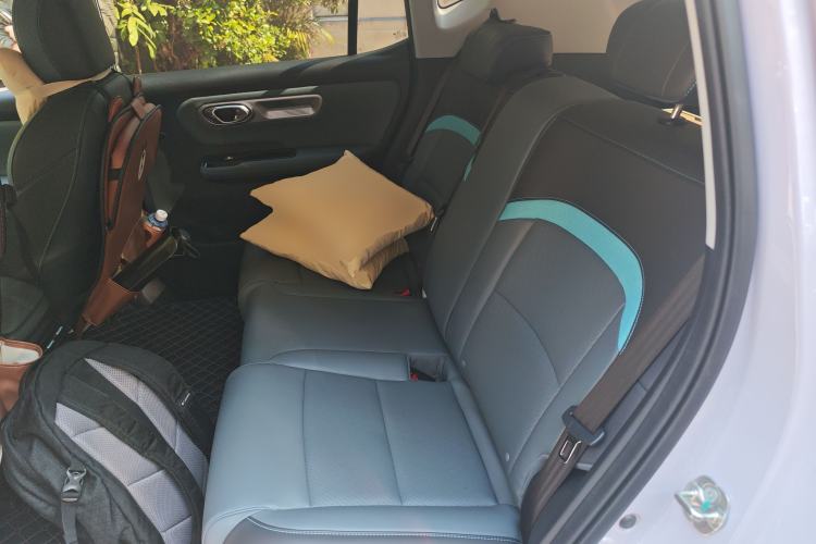 Used AION Y 2022 Plus 70 Smart Edition Left Rear Seat