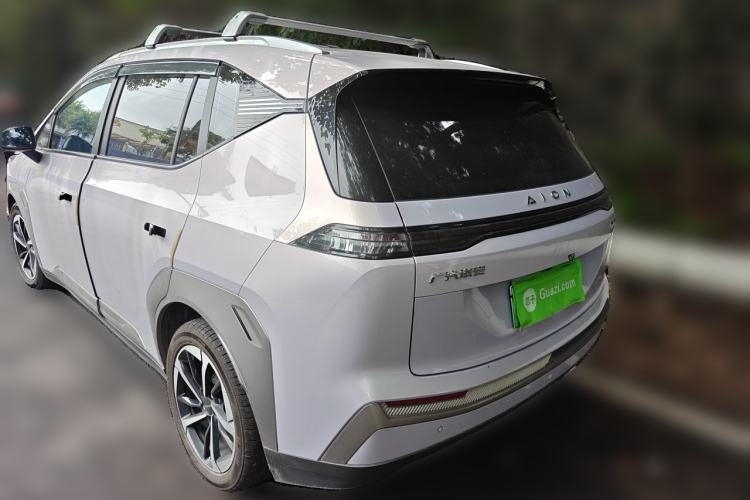 Used AION Y 2022 Plus 70 Smart Edition Rear Left 45 Deg