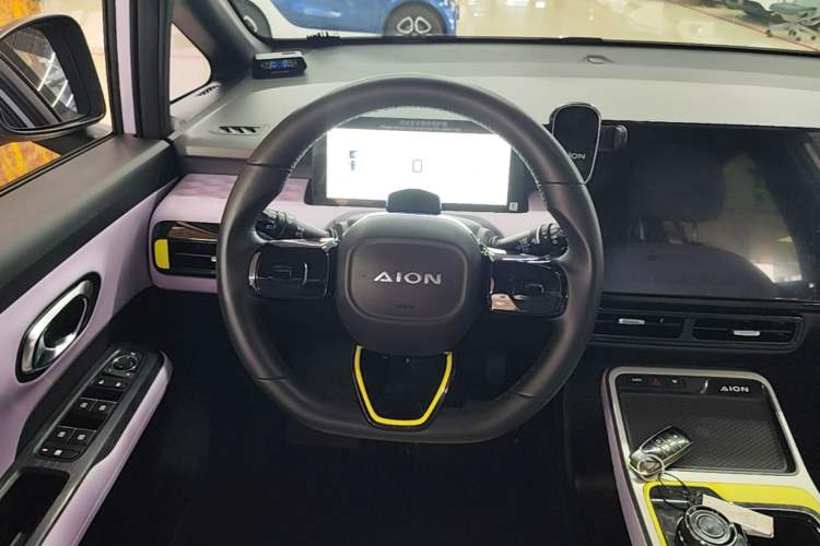 Used AION Y 2022 70 Tech Edition Lithium Iron Phosphate Steering Wheel