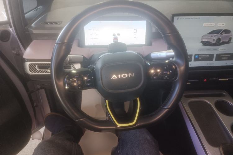 Used AION Y 2022 Plus 70 Smart Edition Steering Wheel