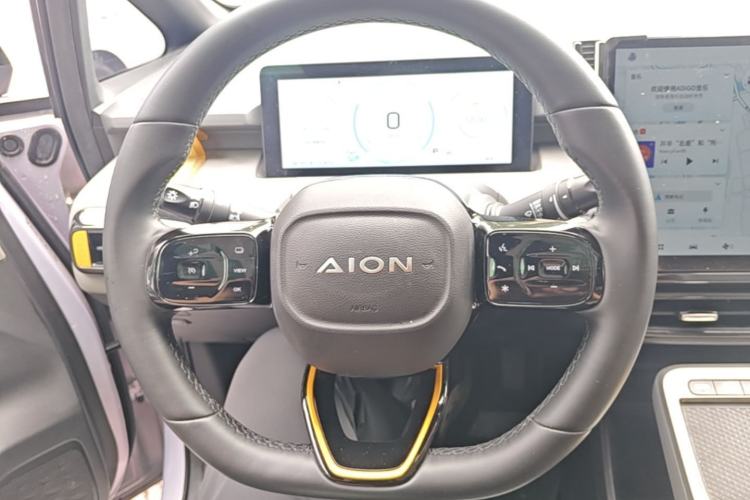 Used AION Y 2022 70 Intelligent Edition Lithium Iron Phosphate Steering Wheel